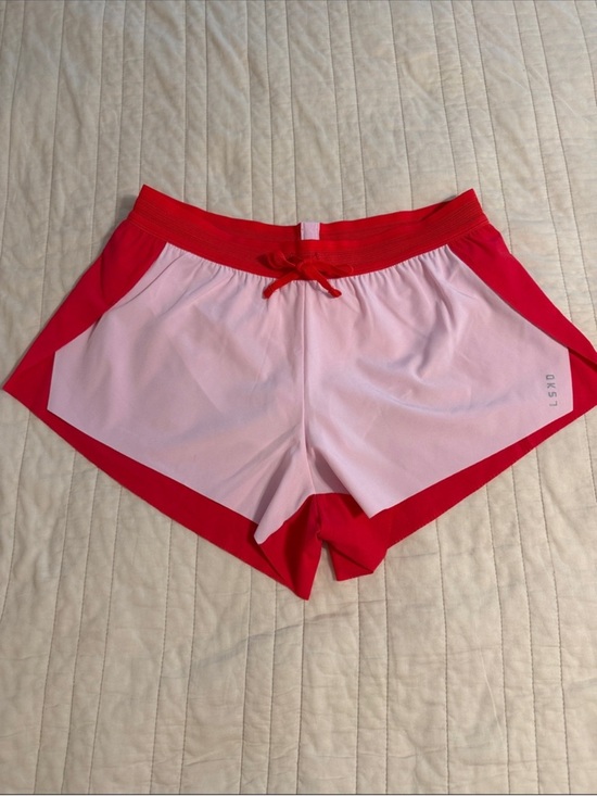 Lskd Pants - Women’s Two-Tone Pink & Red Athletic Shorts